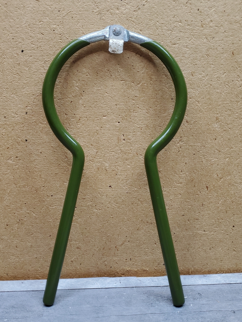 Avocado Green Vintage Metal Jar Opener Wrench